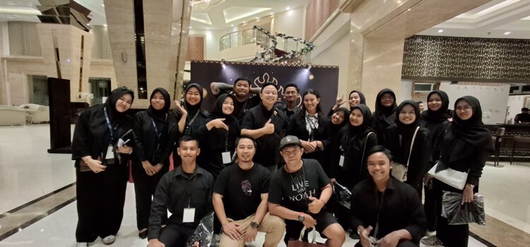 MAHASISWA PERJALANAN WISATA MENJADI VOLUNTEER FORUM BACKSTAGERS INDONESIA DPD LAMPUNG